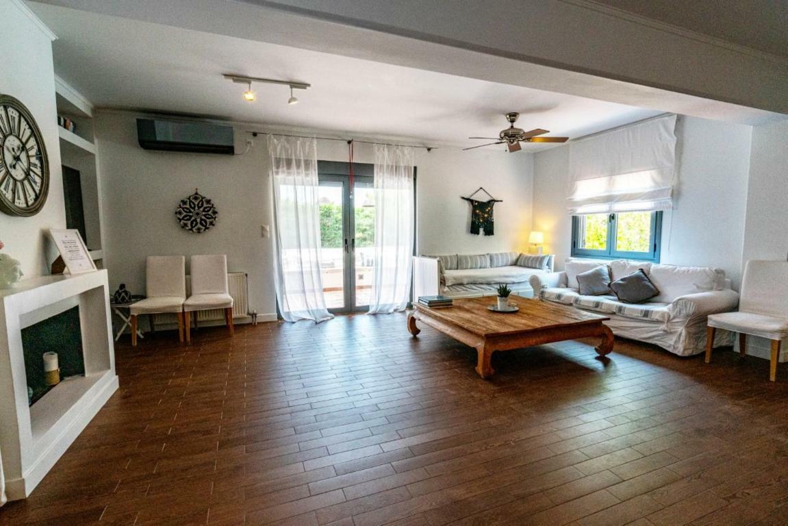 Zen Villa In สคีเนียส ภายนอก รูปภาพ